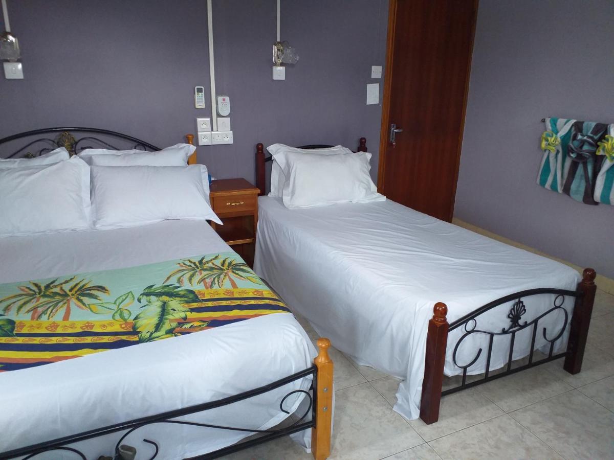 Tyvabro Guesthouse มาเฮบอร์ก ภายนอก รูปภาพ